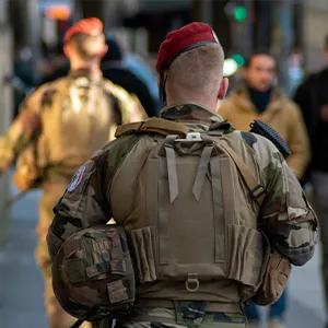 Secteur de la d&eacute;fense